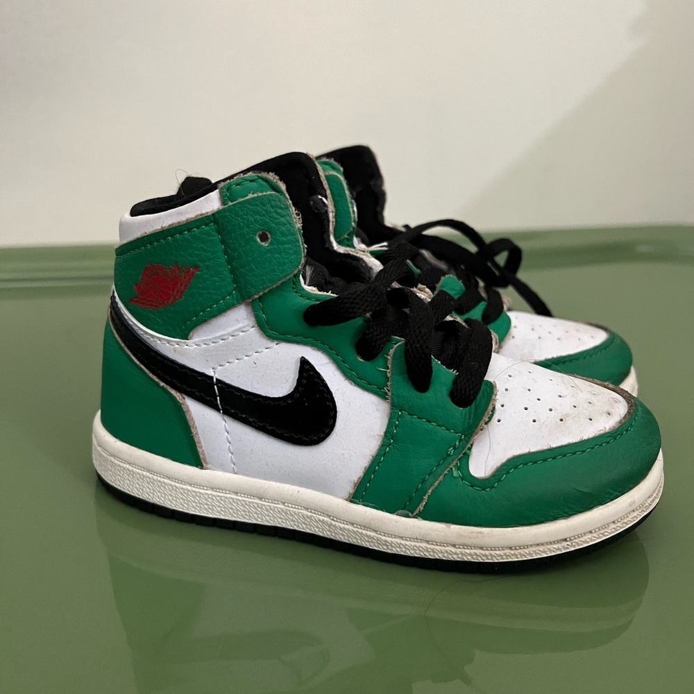 Lucky green retro Jordan 1 9c